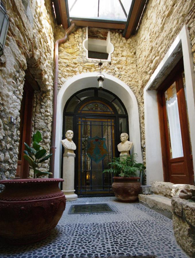 Palazzo Lupis B & B Grotteria Calabria Italia Exterior foto