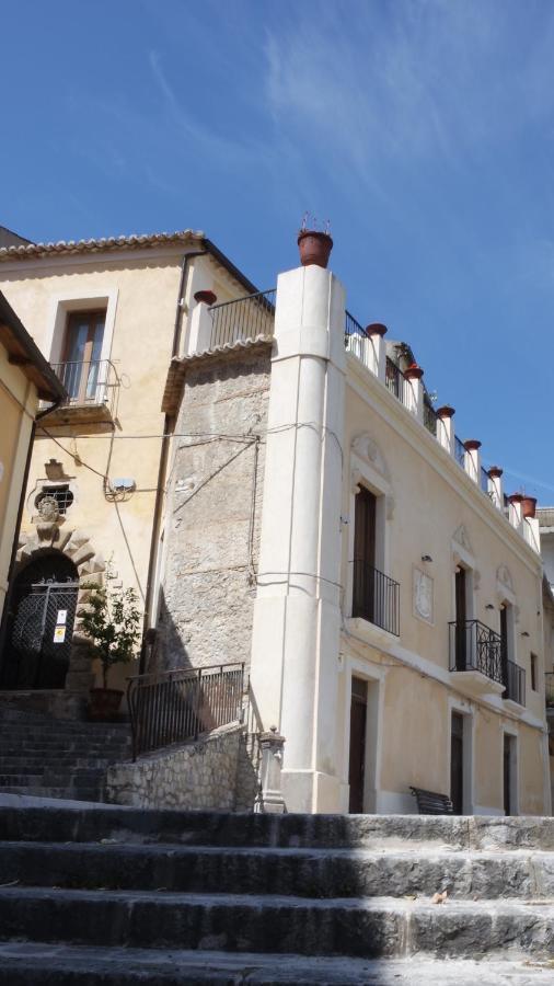 Palazzo Lupis B & B Grotteria Calabria Italia Exterior foto