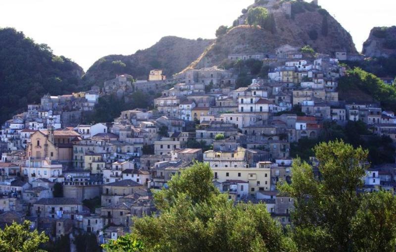 Palazzo Lupis B & B Grotteria Calabria Italia Exterior foto